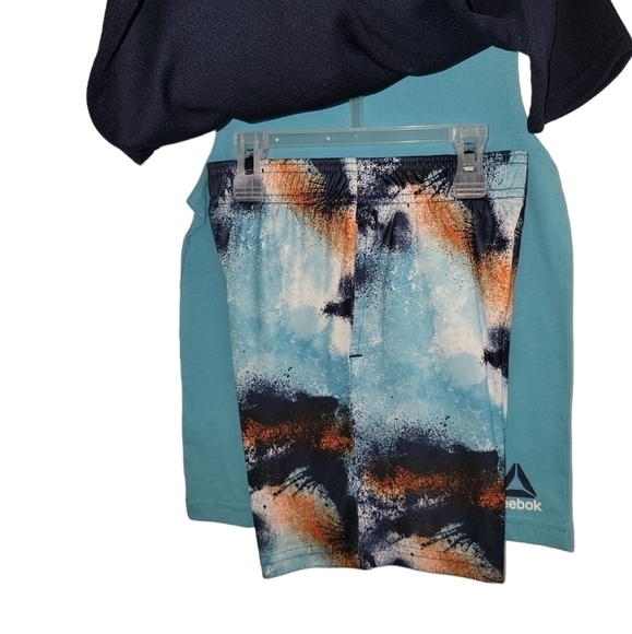 Reebok 3 piece set. Shorts, Tank, Shirt size 5T. New with tags - Picture 10 of 10